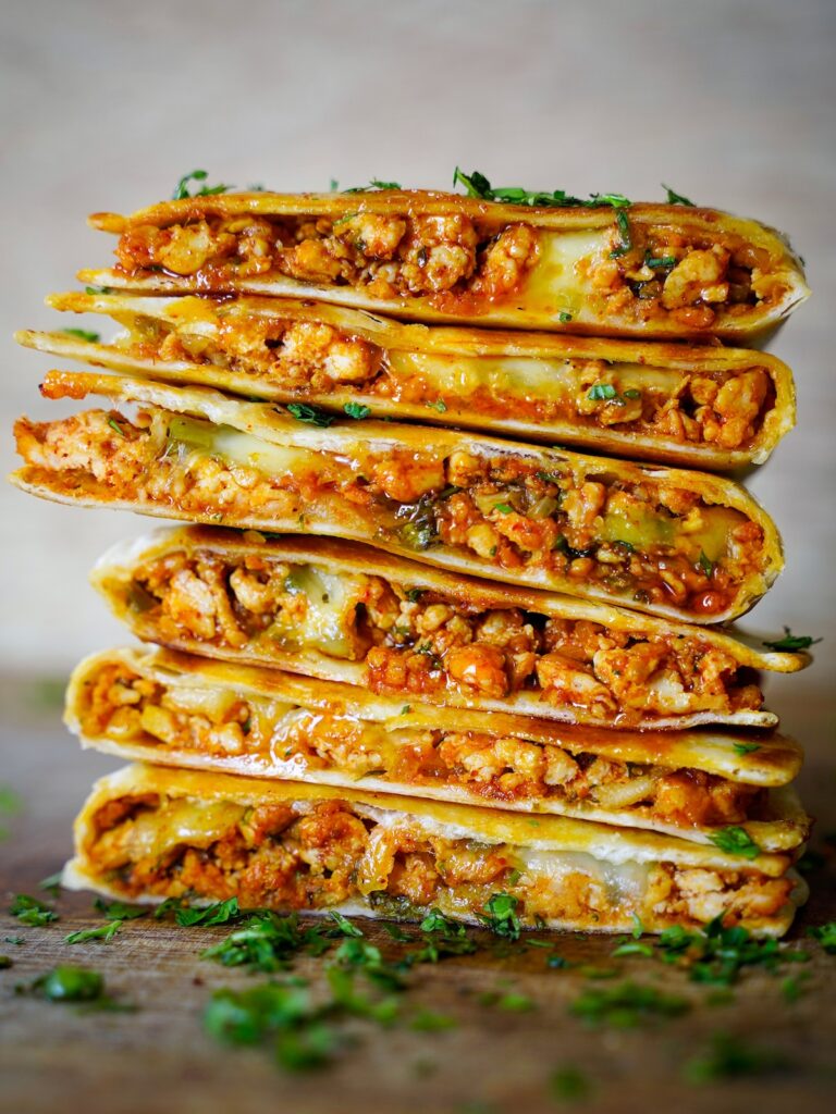 chicken quesadilla recipe with cheese and jalapeños